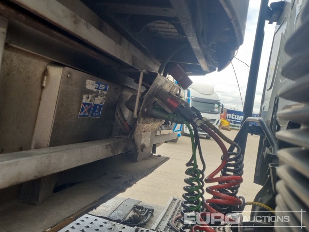 Semirimorchio frigorifero 2008 Gray & Adams Tri Axle Refrigeration Trailer: foto 32