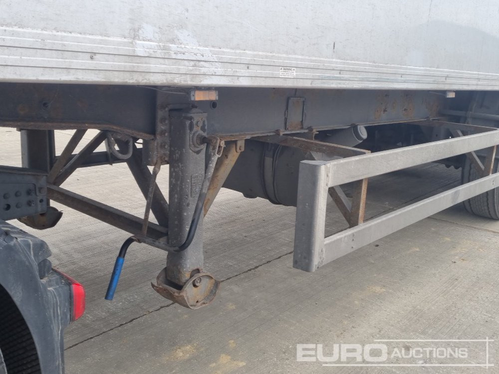 Semirimorchio frigorifero 2008 Gray & Adams Tri Axle Refrigeration Trailer: foto 37