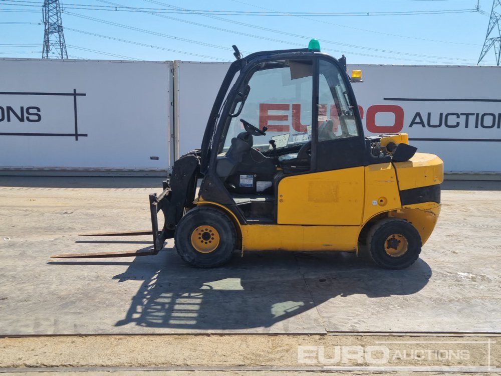 2010 JCB TLT35D - Sollevatore telescopico: foto 3 2010 JCB TLT35D - Sollevatore telescopico: foto 3