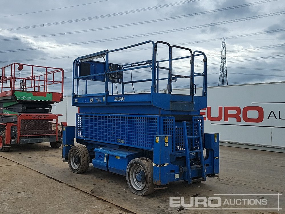 2010 JLG 4069LE - Piattaforma aerea: foto 3 2010 JLG 4069LE - Piattaforma aerea: foto 3