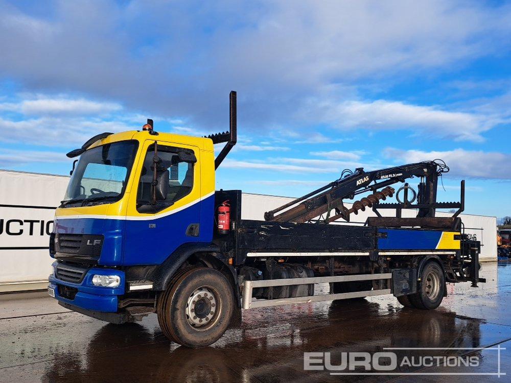 2011 DAF LF - Autocarro con pianale/ Cassone fisso: foto 1 2011 DAF LF - Autocarro con pianale/ Cassone fisso: foto 1