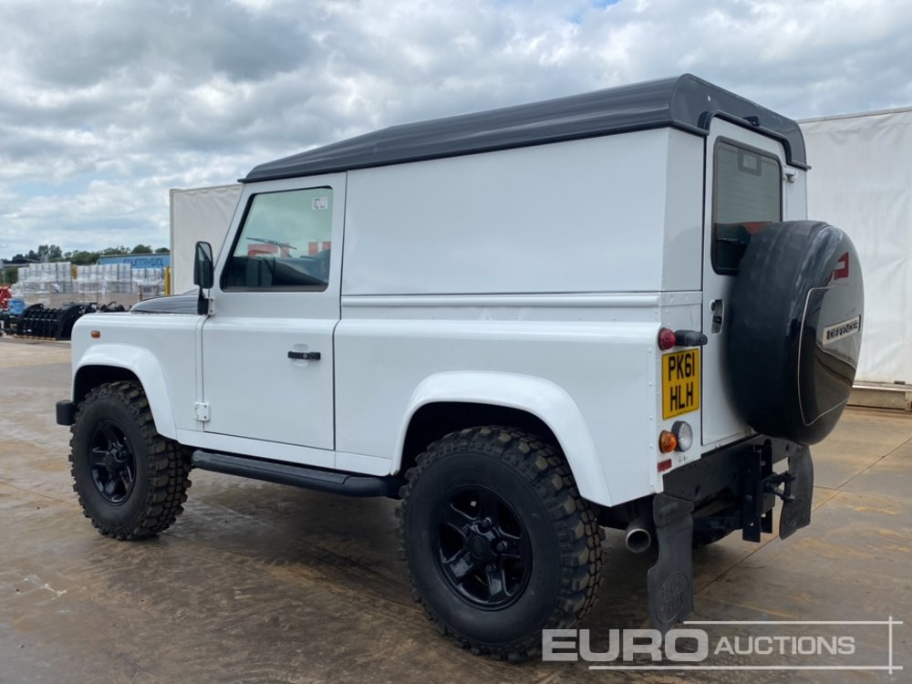 2011 Land Rover Defender 90 - SUV/ Fuoristrada: foto 3 2011 Land Rover Defender 90 - SUV/ Fuoristrada: foto 3