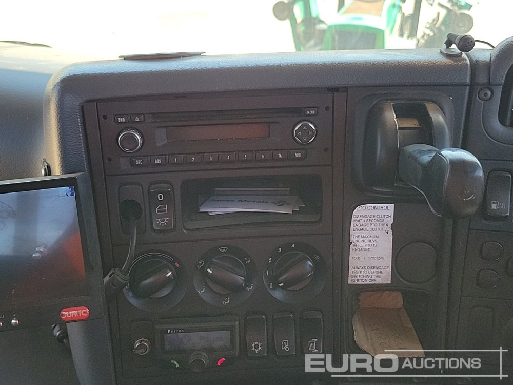 Autocarro scarrabile 2011 Scania P405: foto 35