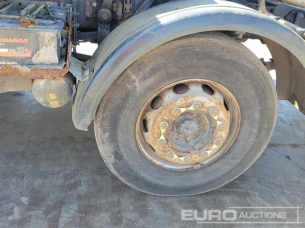 Autocarro scarrabile 2011 Scania P405: foto 10