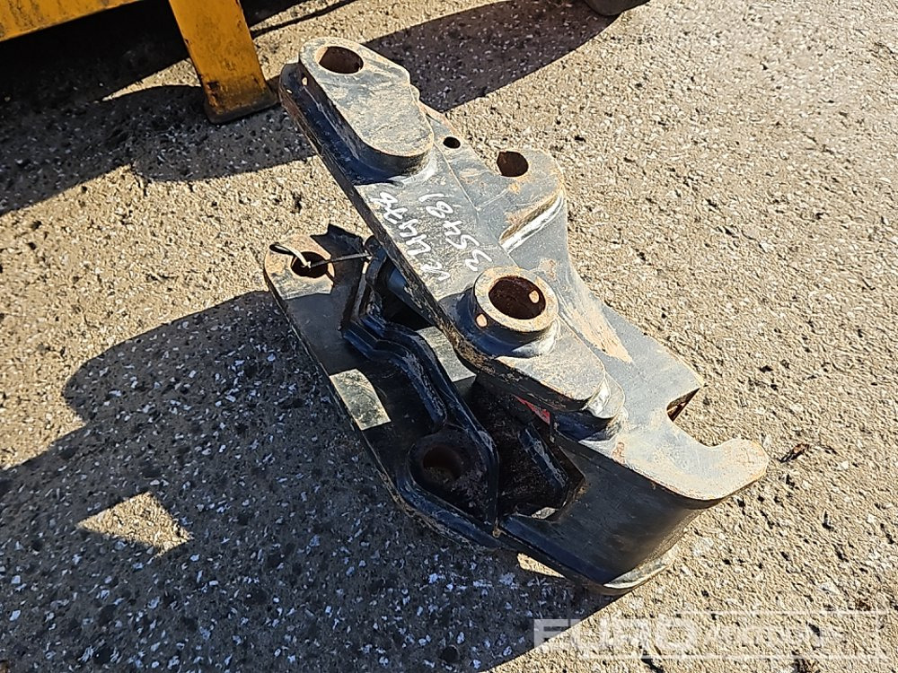 2012 CAT Hydraulic Double Lock QH 50mm Pin to suit 6-8 Ton Excavator - Attacco rapido: foto 3 2012 CAT Hydraulic Double Lock QH 50mm Pin to suit 6-8 Ton Excavator - Attacco rapido: foto 3