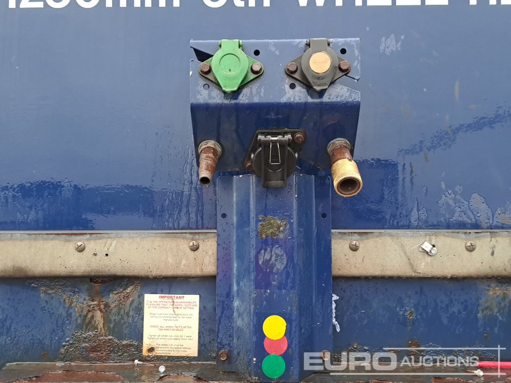 2012 SDC 45' Tri Axle Curtainside Trailer, BPW Axles - Semirimorchio centinato: foto 5 2012 SDC 45' Tri Axle Curtainside Trailer, BPW Axles - Semirimorchio centinato: foto 5