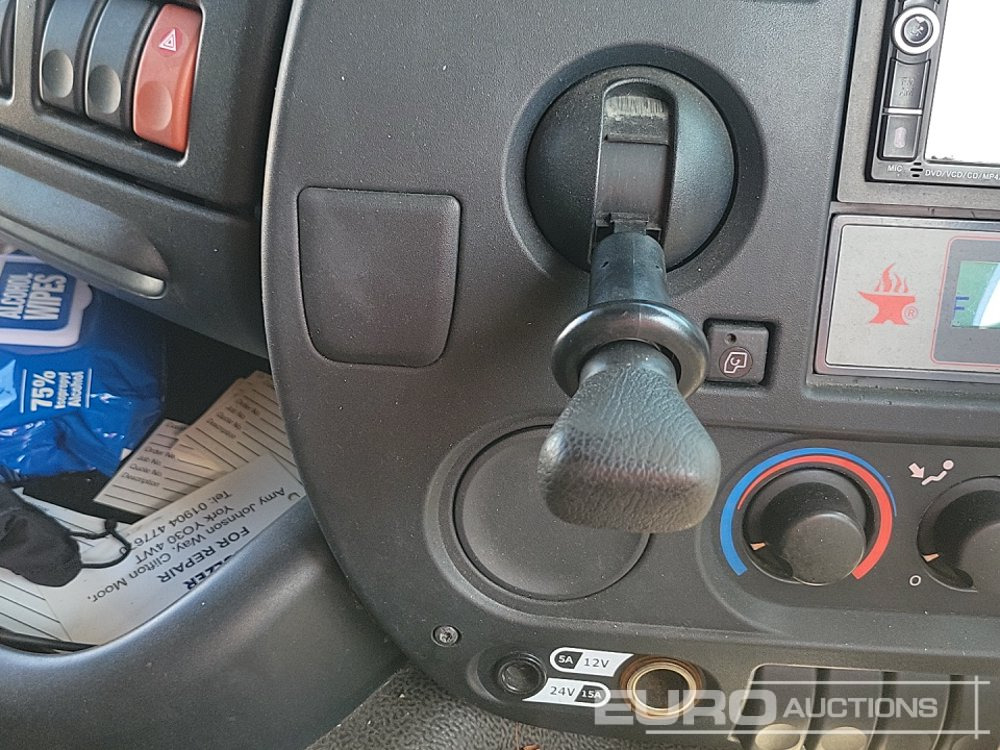 Autocarro con pianale/ Cassone fisso 2013 DAF CF65.300: foto 30