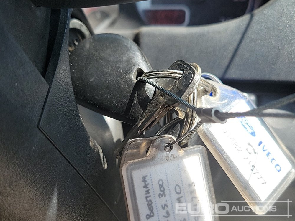 Autocarro con pianale/ Cassone fisso 2013 DAF CF65.300: foto 34