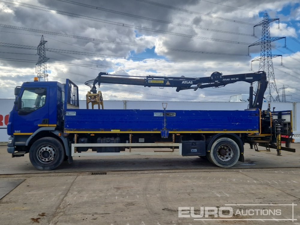 2013 DAF LF220 - Autocarro con pianale/ Cassone fisso: foto 2 2013 DAF LF220 - Autocarro con pianale/ Cassone fisso: foto 2