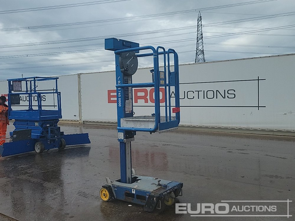 2013 Power Towers Pecolift - Piattaforma aerea: foto 3 2013 Power Towers Pecolift - Piattaforma aerea: foto 3