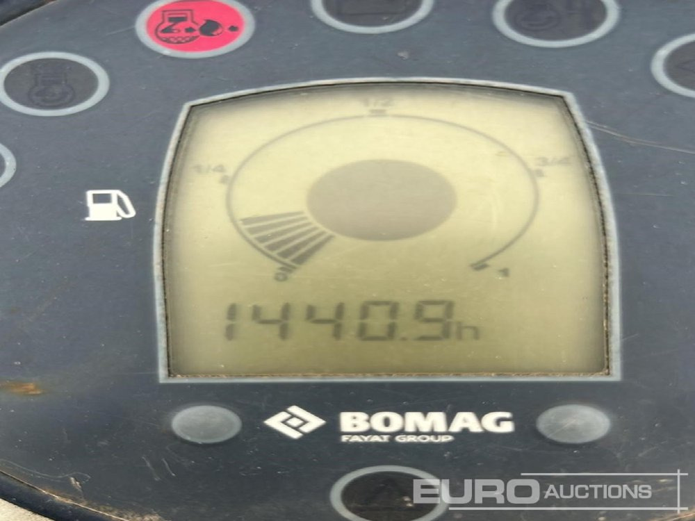 2014 Bomag BW120AD-5 - Rullo: foto 4 2014 Bomag BW120AD-5 - Rullo: foto 4