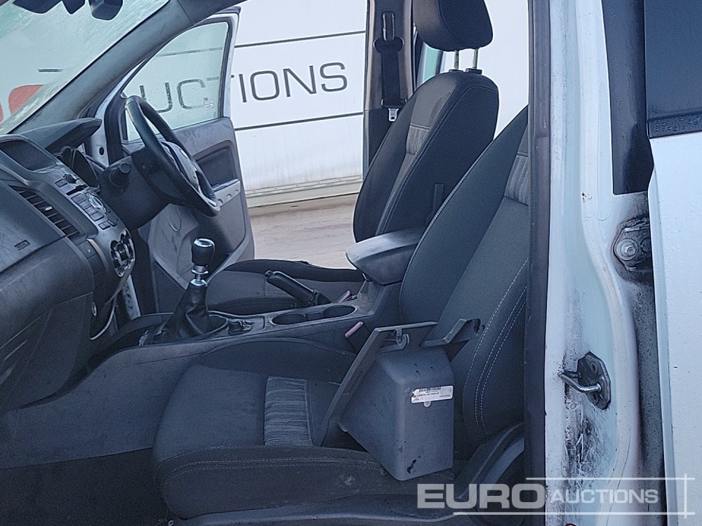 Pick-up 2014 Ford Ranger: foto 27 Pick-up 2014 Ford Ranger: foto 27