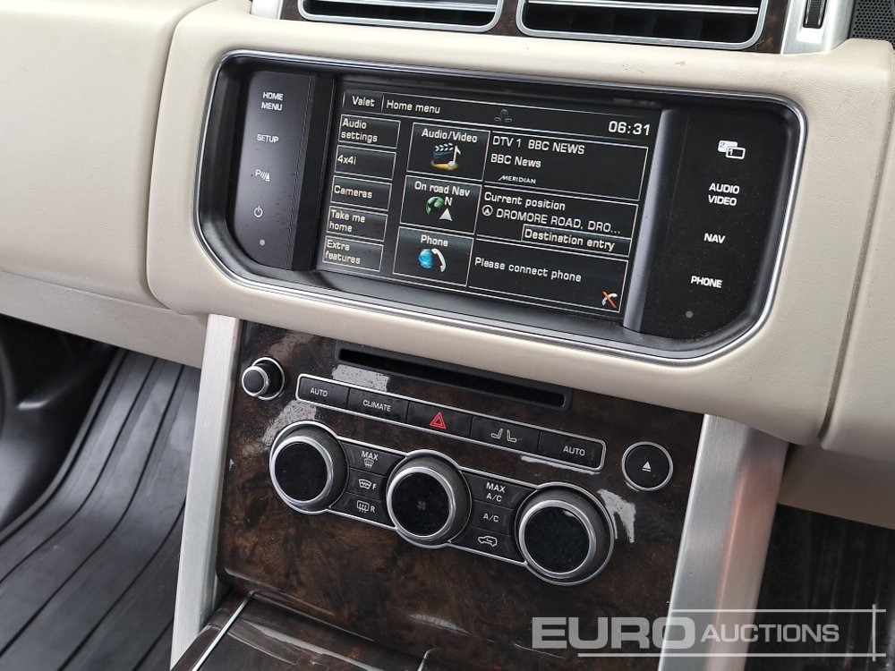 SUV/ Fuoristrada 2014 Range Rover VOGUE SE: foto 31
