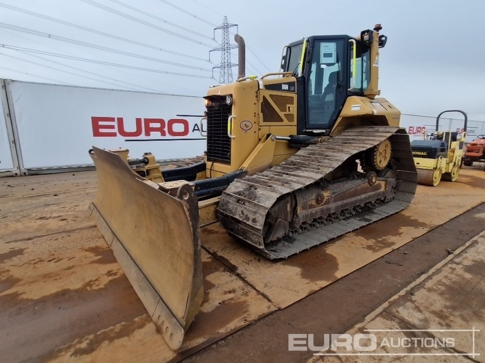 2015 CAT D6N LGP - Bulldozer: foto 1 2015 CAT D6N LGP - Bulldozer: foto 1