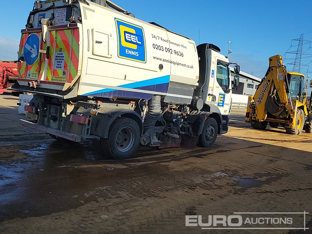 2015 DAF LF220 - Spazzatrice stradale: foto 5 2015 DAF LF220 - Spazzatrice stradale: foto 5