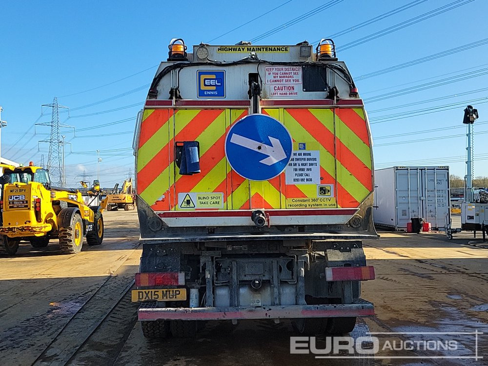 2015 DAF LF220 - Spazzatrice stradale: foto 4 2015 DAF LF220 - Spazzatrice stradale: foto 4