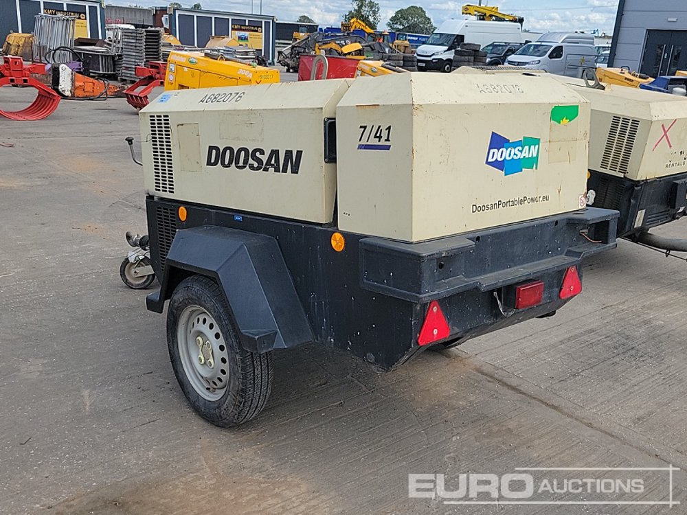 2015 Doosan 741 - Compressore d'aria: foto 3 2015 Doosan 741 - Compressore d'aria: foto 3