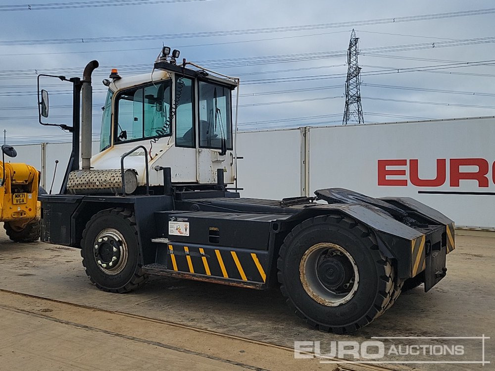 2015 Kalmar TR6181A - Trattore terminale: foto 3 2015 Kalmar TR6181A - Trattore terminale: foto 3
