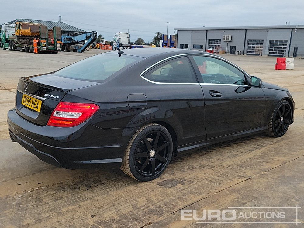 2015 Mercedes C250 AMG - Autovettura: foto 5 2015 Mercedes C250 AMG - Autovettura: foto 5