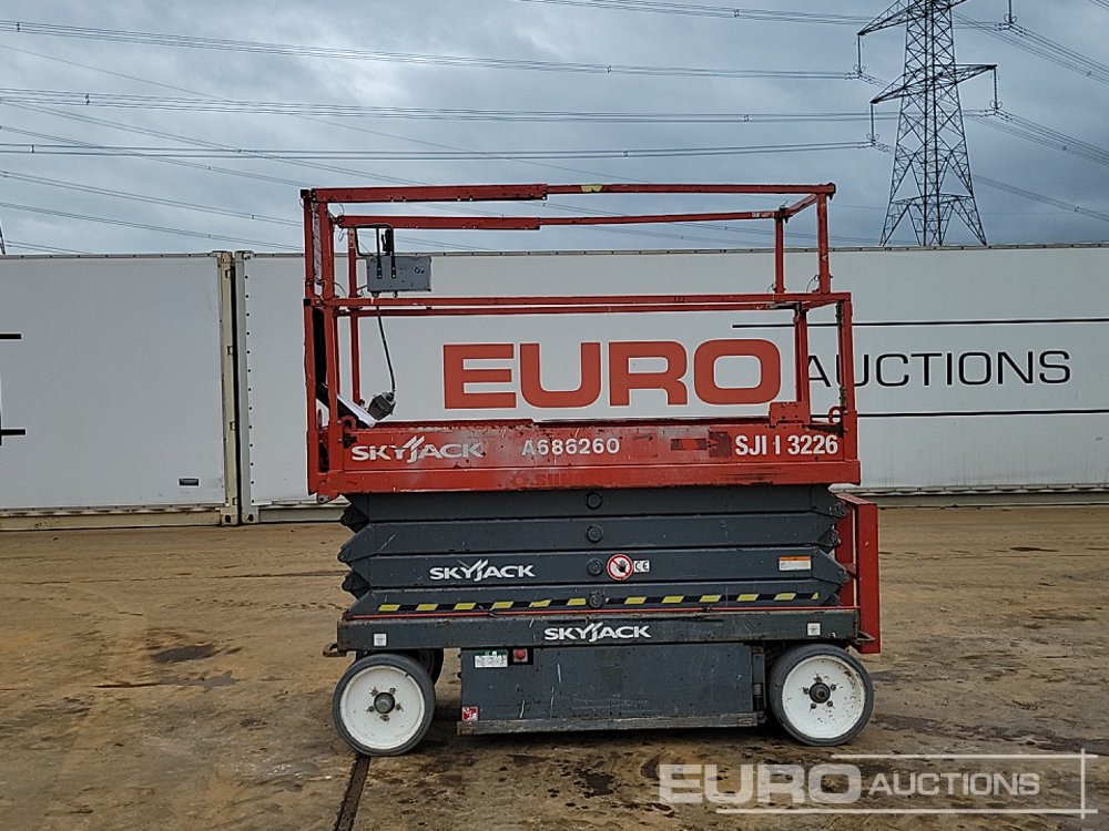 2015 SkyJack SJ3226 - Piattaforma aerea: foto 4 2015 SkyJack SJ3226 - Piattaforma aerea: foto 4