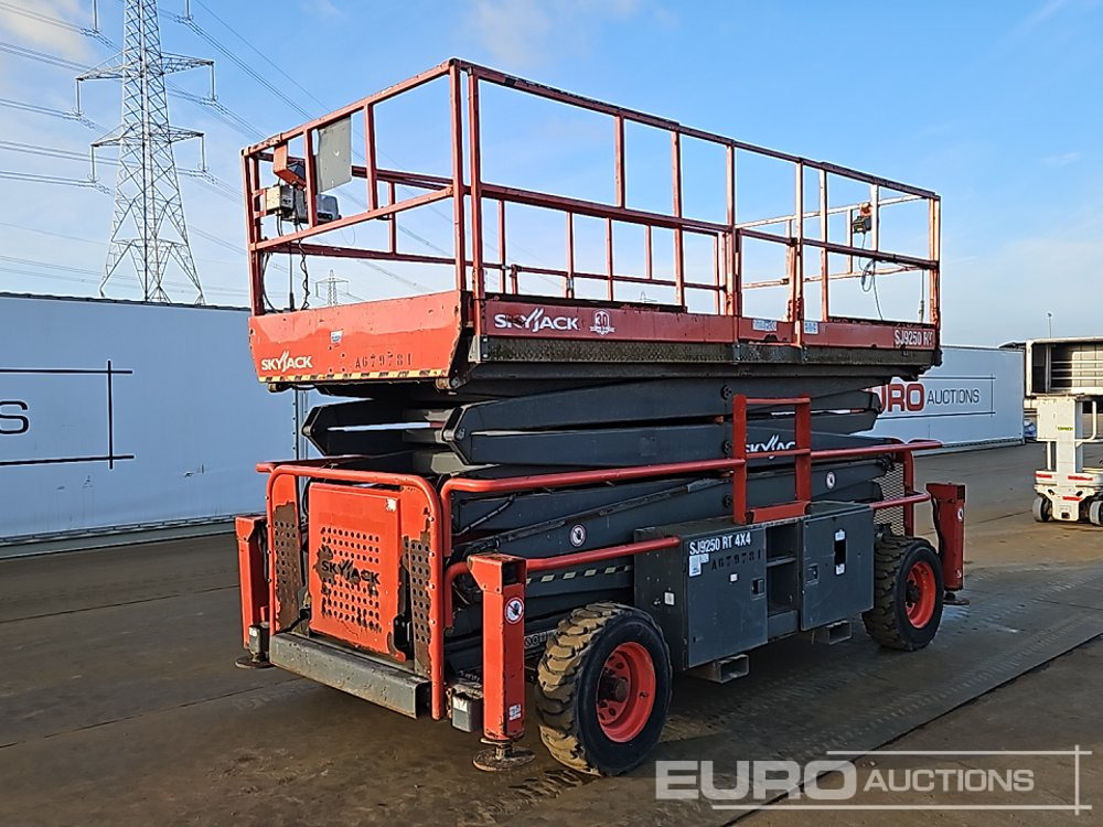 2015 SkyJack SJ9250 - Piattaforma aerea: foto 1 2015 SkyJack SJ9250 - Piattaforma aerea: foto 1