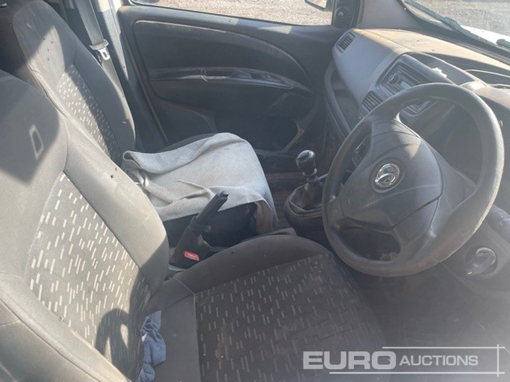 2015 Vauxhall Combo CDTI - Furgoncino, Furgone doppia cabina: foto 5 2015 Vauxhall Combo CDTI - Furgoncino, Furgone doppia cabina: foto 5