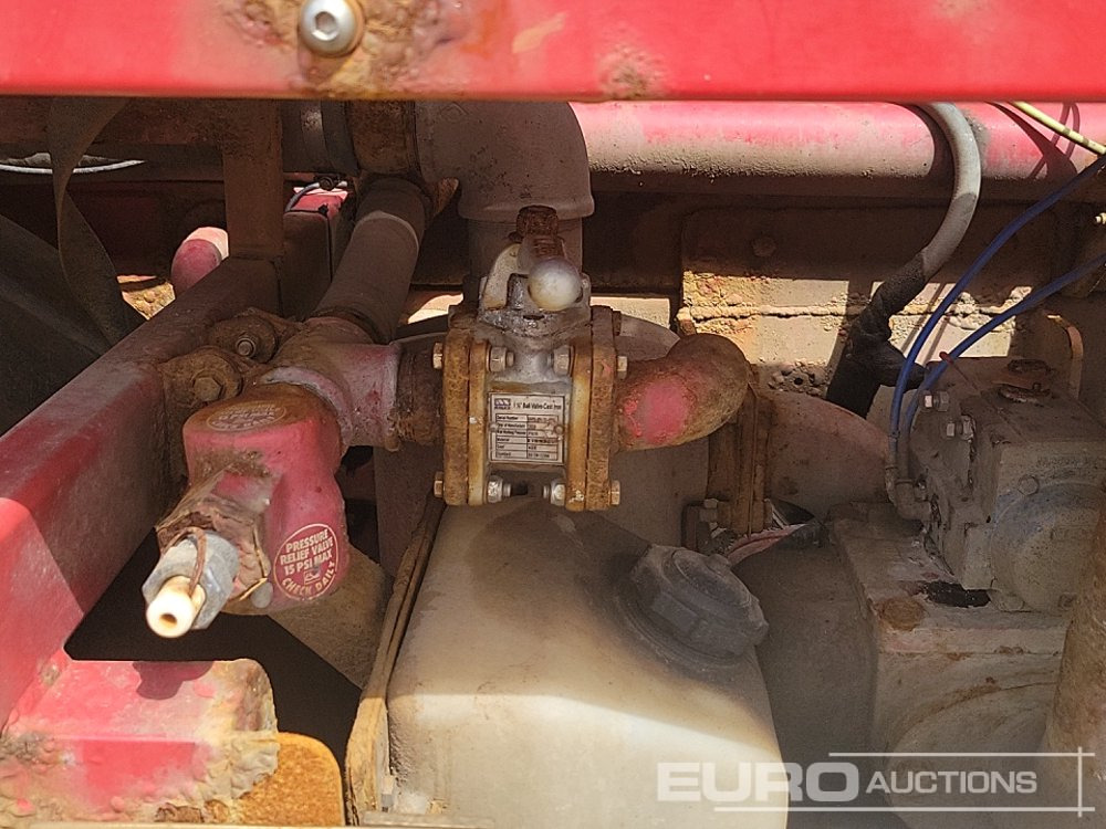 Camion cisterna 2015 Volvo FL280: foto 27