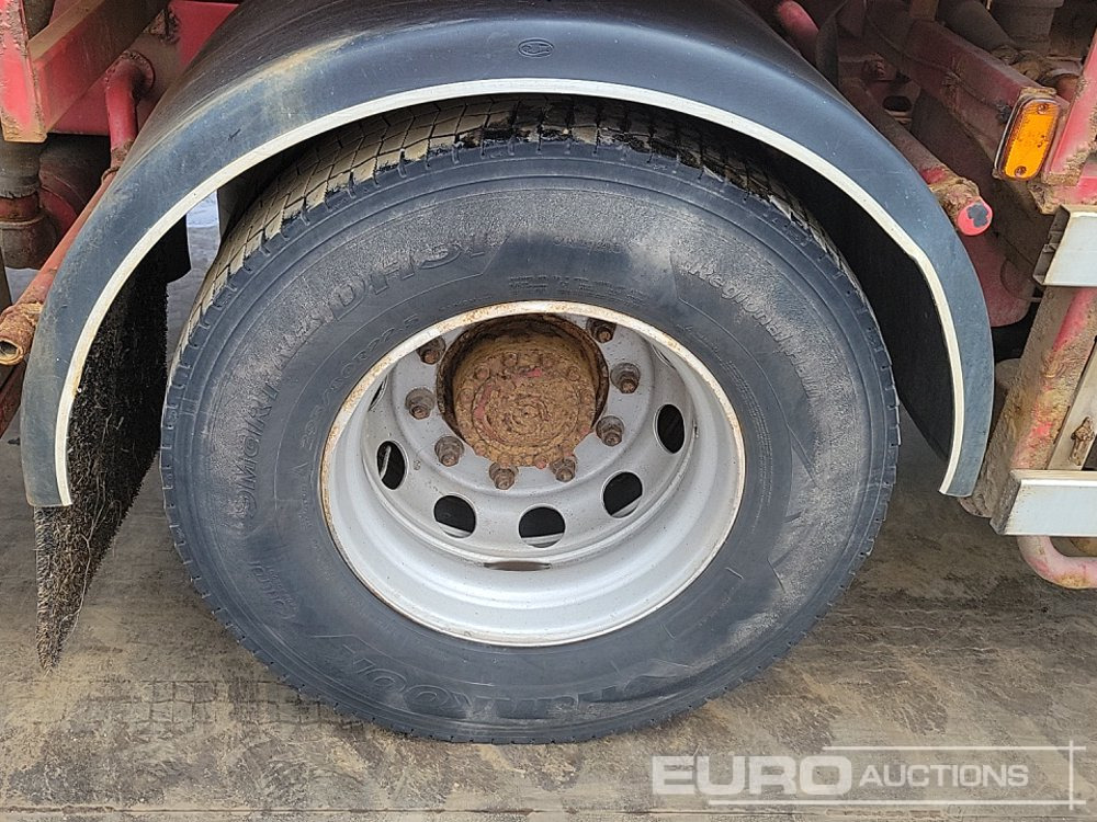 Camion cisterna 2015 Volvo FL280: foto 11