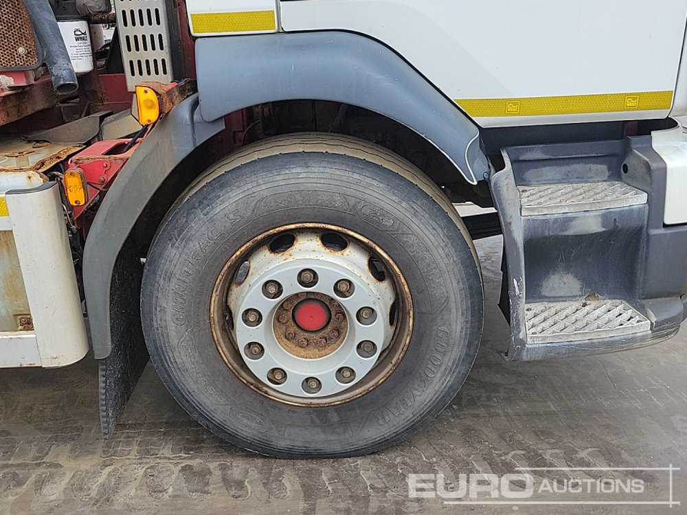 Camion cisterna 2015 Volvo FL280: foto 12