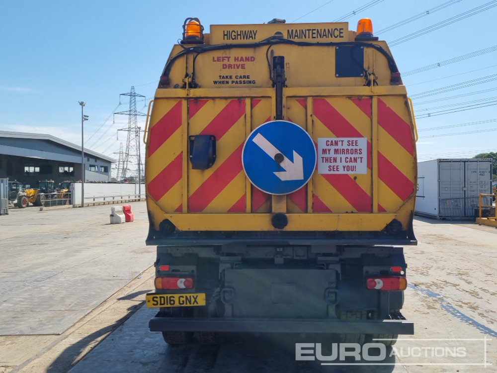 2016 DAF LF220 - Spazzatrice stradale: foto 4 2016 DAF LF220 - Spazzatrice stradale: foto 4