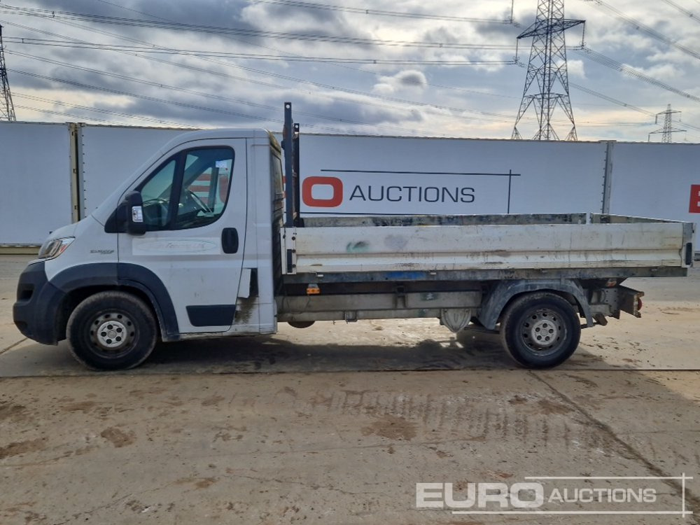 2016 Fiat Ducato 35 - Furgone con cassone fisso: foto 2 2016 Fiat Ducato 35 - Furgone con cassone fisso: foto 2