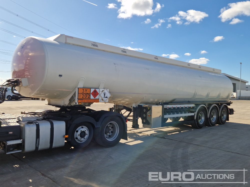 2016 LAG Trailers Q-3-ST - Semirimorchio cisterna: foto 1 2016 LAG Trailers Q-3-ST - Semirimorchio cisterna: foto 1