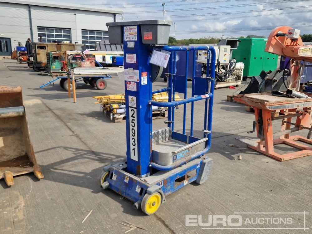 2016 Power Towers Pecolift - Piattaforma aerea: foto 1 2016 Power Towers Pecolift - Piattaforma aerea: foto 1