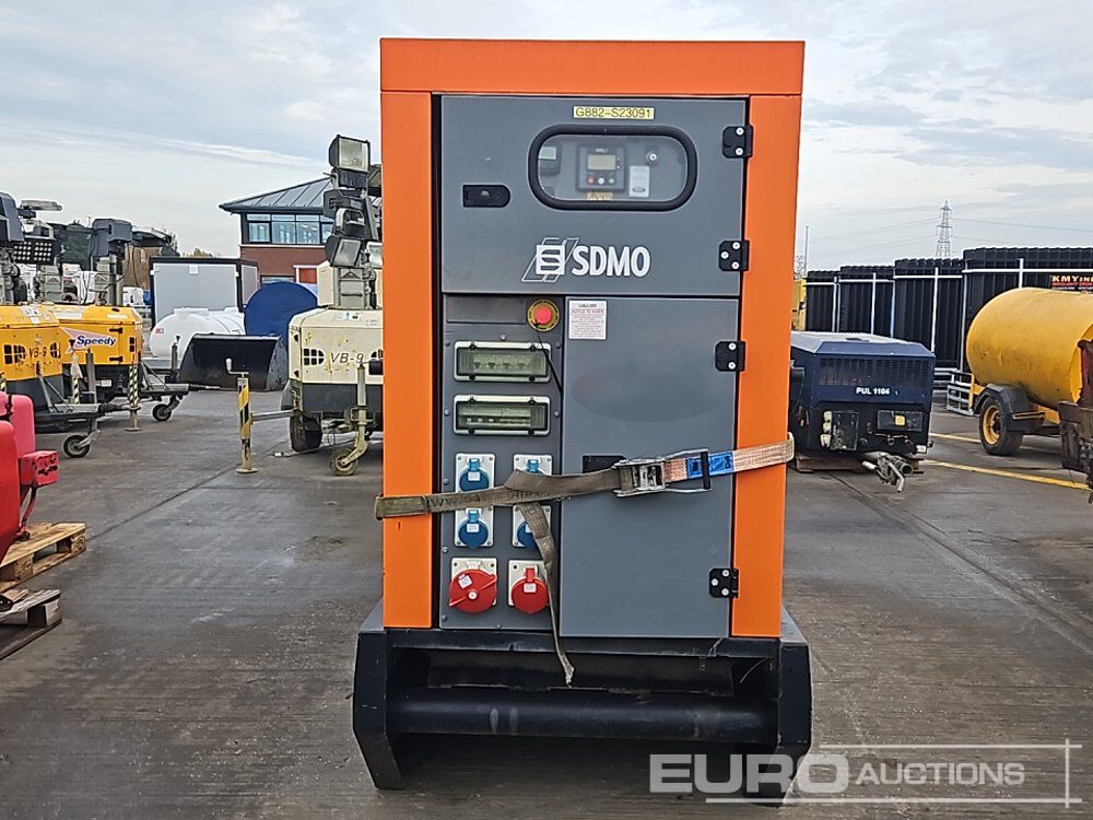 2016 SDMO R110C3 - Gruppo elettrogeno: foto 2 2016 SDMO R110C3 - Gruppo elettrogeno: foto 2