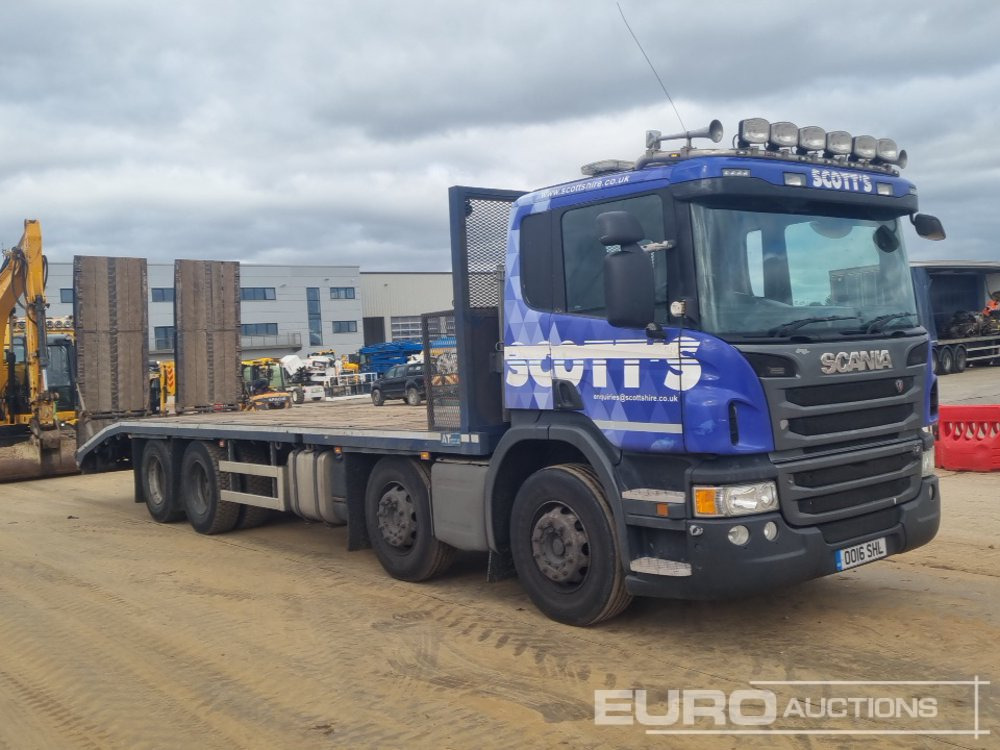 Autocarro con pianale/ Cassone fisso per il trasporto di mezzi pesanti 2016 Scania P370: foto 7