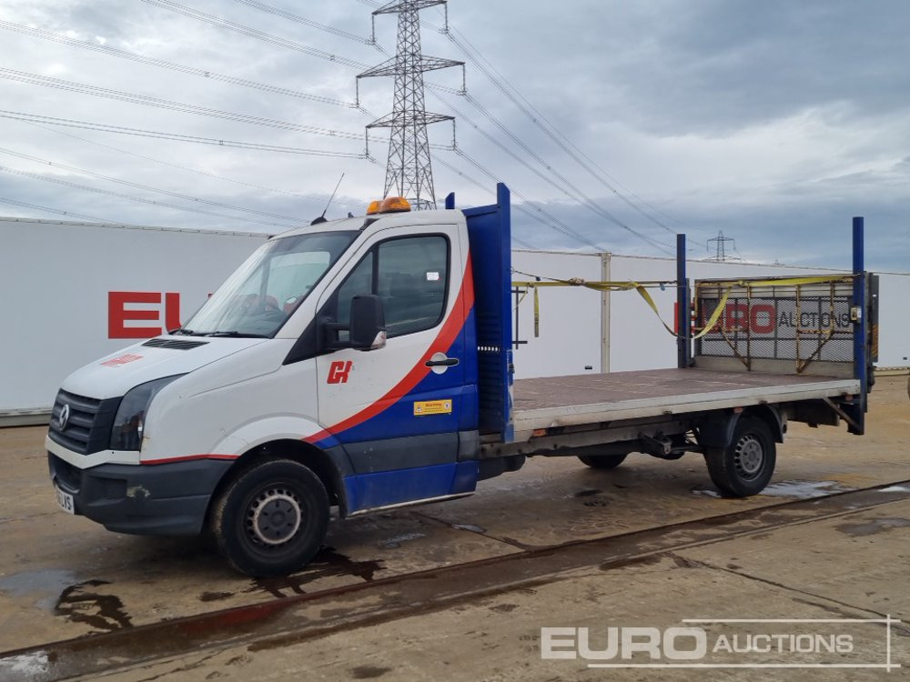 2016 Volkswagen Crafter CR35 - Furgone con cassone fisso: foto 1 2016 Volkswagen Crafter CR35 - Furgone con cassone fisso: foto 1