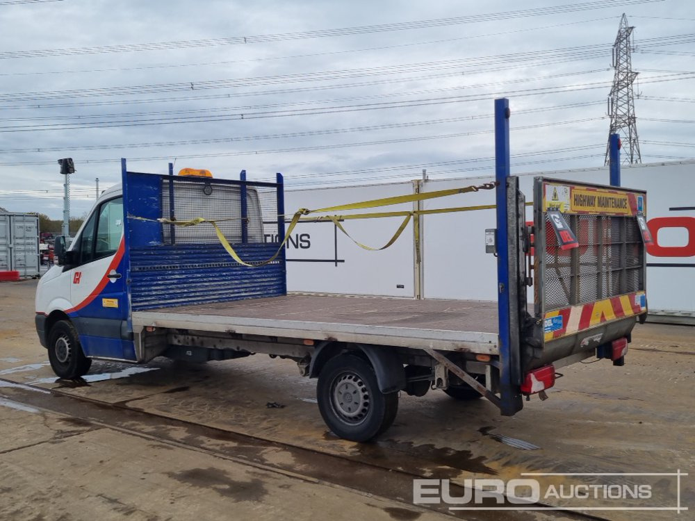 2016 Volkswagen Crafter CR35 - Furgone con cassone fisso: foto 3 2016 Volkswagen Crafter CR35 - Furgone con cassone fisso: foto 3