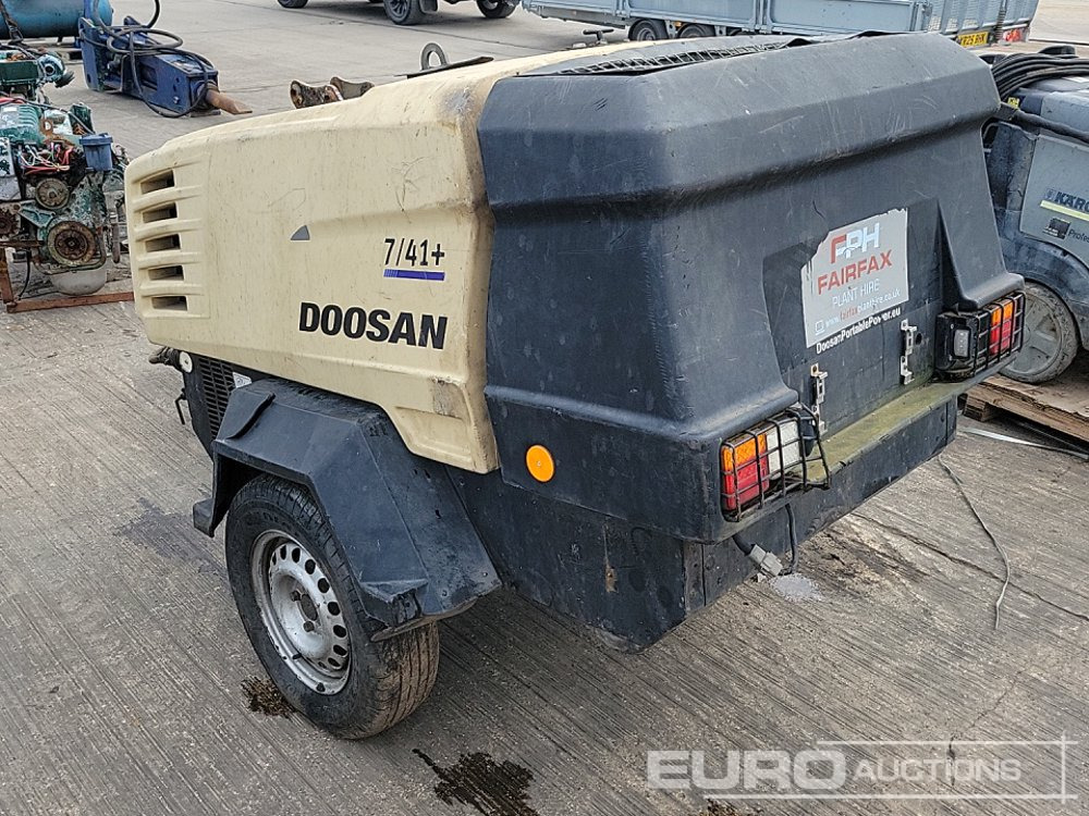 2017 Doosan 741+ - Compressore d'aria: foto 3 2017 Doosan 741+ - Compressore d'aria: foto 3