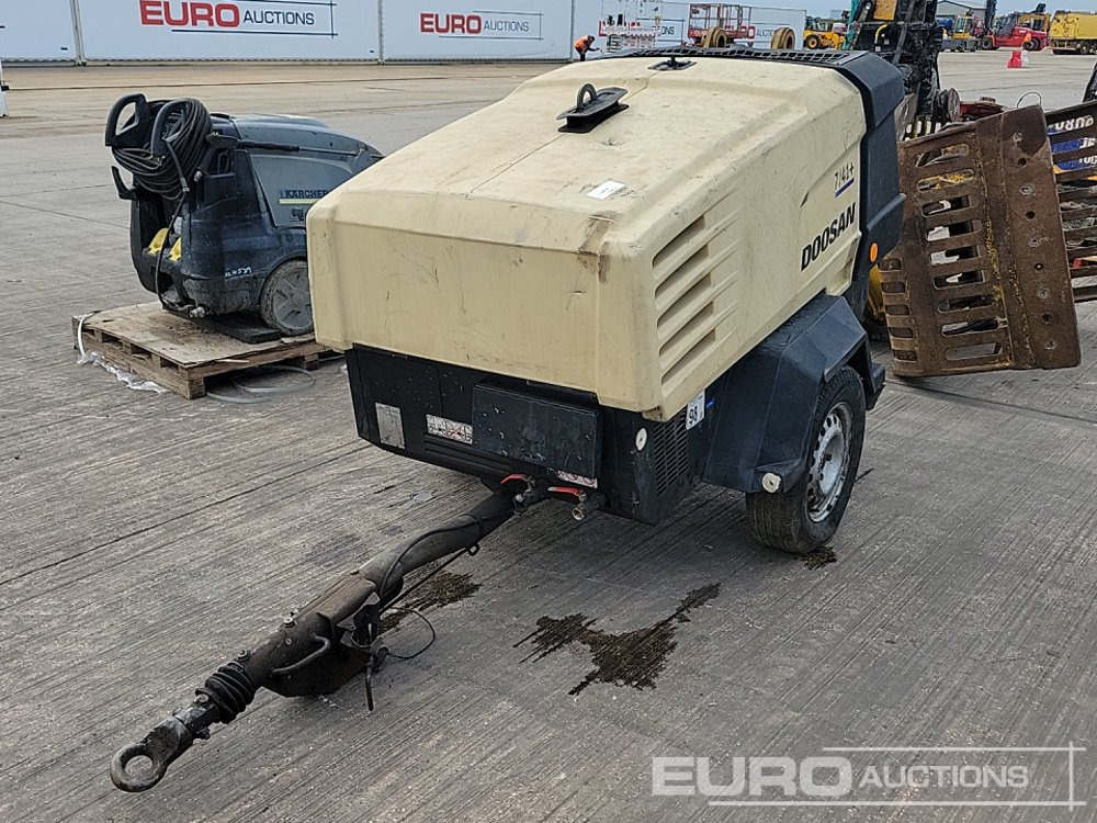 2017 Doosan 741+ - Compressore d'aria: foto 1 2017 Doosan 741+ - Compressore d'aria: foto 1