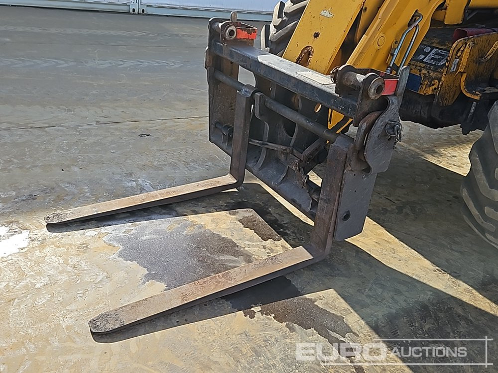 Sollevatore telescopico 2017 JCB 531-70: foto 18