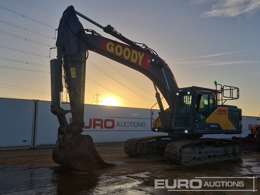 2017 Volvo EC300EL - Escavatore cingolato: foto 1 2017 Volvo EC300EL - Escavatore cingolato: foto 1