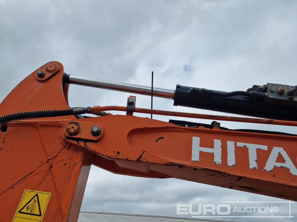 Miniescavatore 2018 Hitachi ZX33U-5A CLR: foto 13