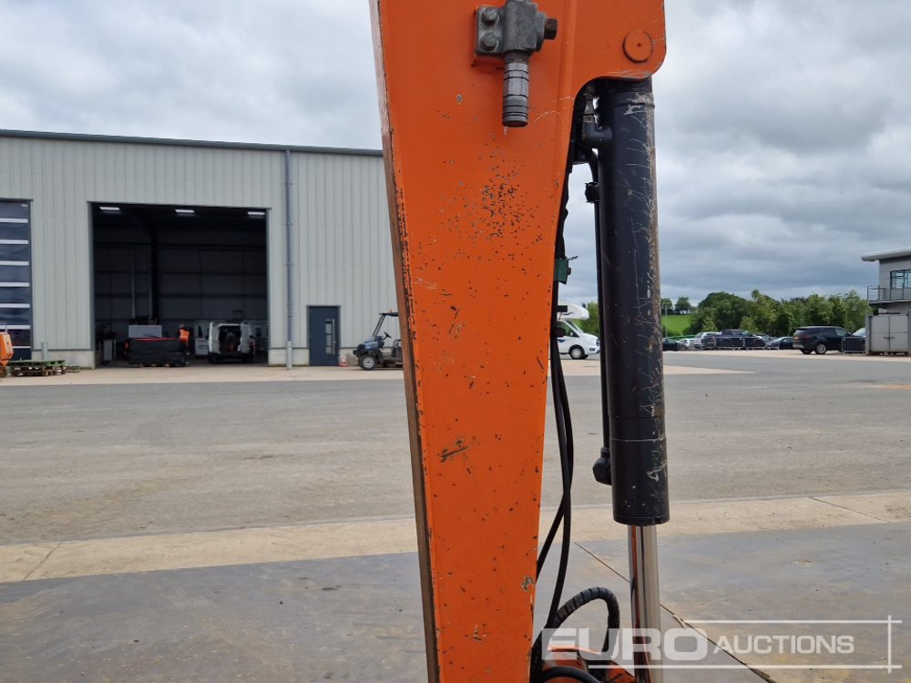 Miniescavatore 2018 Hitachi ZX33U-5A CLR: foto 36