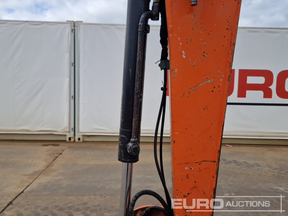 Miniescavatore 2018 Hitachi ZX33U-5A CLR: foto 11