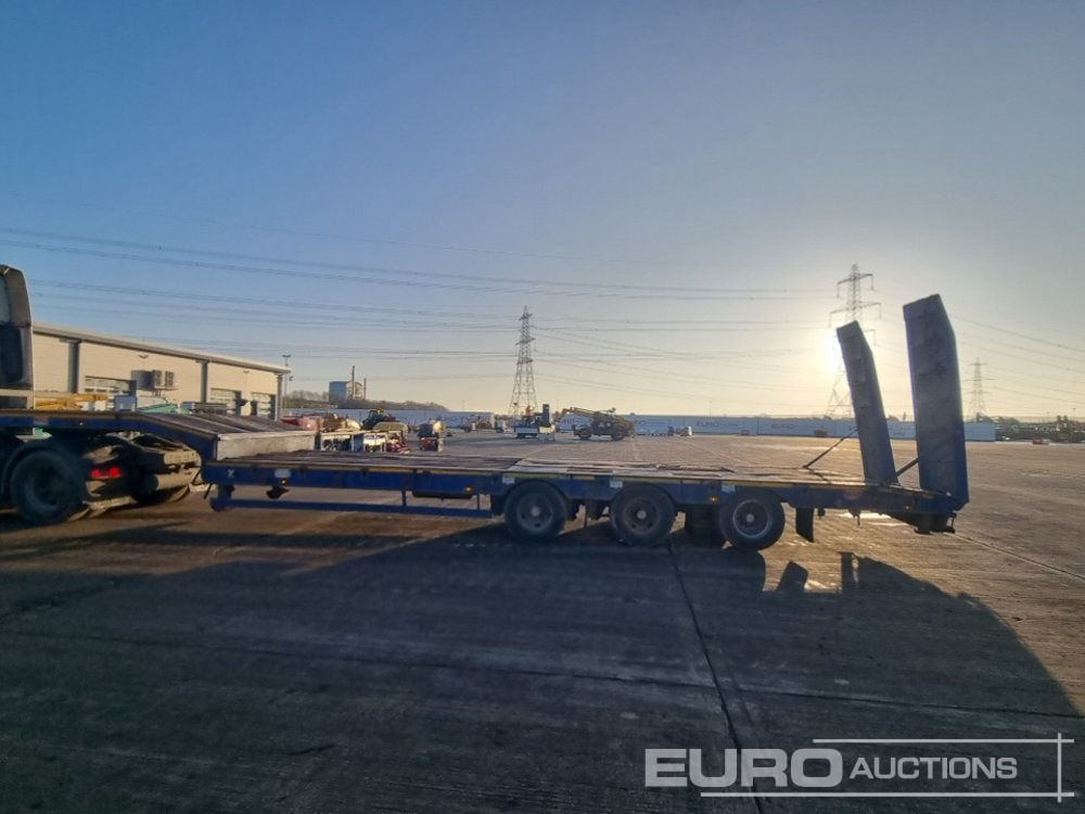 2018 McCauley Tri Axle Step Frame Low Loader Trailer, Out Riggers, Hydraulic Ramps - Semirimorchio pianale ribassato: foto 2 2018 McCauley Tri Axle Step Frame Low Loader Trailer, Out Riggers, Hydraulic Ramps - Semirimorchio pianale ribassato: foto 2