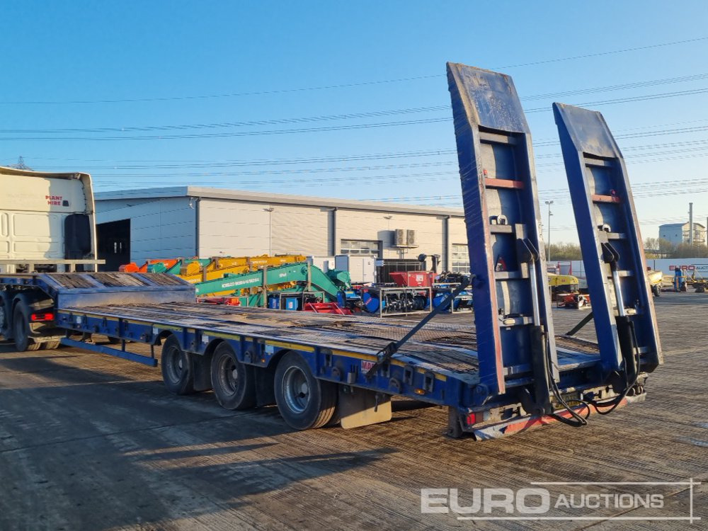 2018 McCauley Tri Axle Step Frame Low Loader Trailer, Out Riggers, Hydraulic Ramps - Semirimorchio pianale ribassato: foto 3 2018 McCauley Tri Axle Step Frame Low Loader Trailer, Out Riggers, Hydraulic Ramps - Semirimorchio pianale ribassato: foto 3