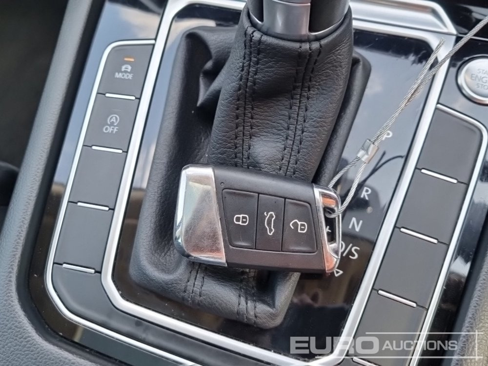 Autovettura 2018 Volkswagen Passat: foto 30