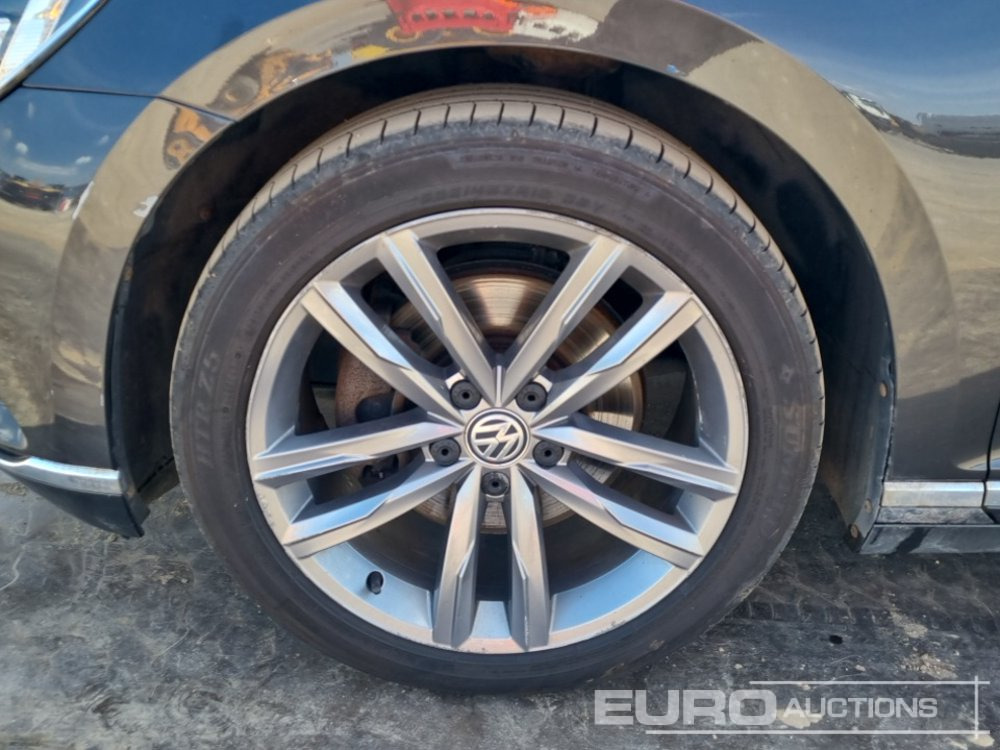 Autovettura 2018 Volkswagen Passat: foto 9