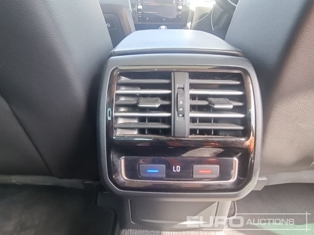 Autovettura 2018 Volkswagen Passat: foto 20