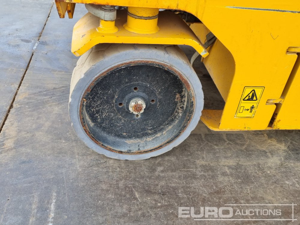 Piattaforma aerea 2019 JCB S4046E: foto 10